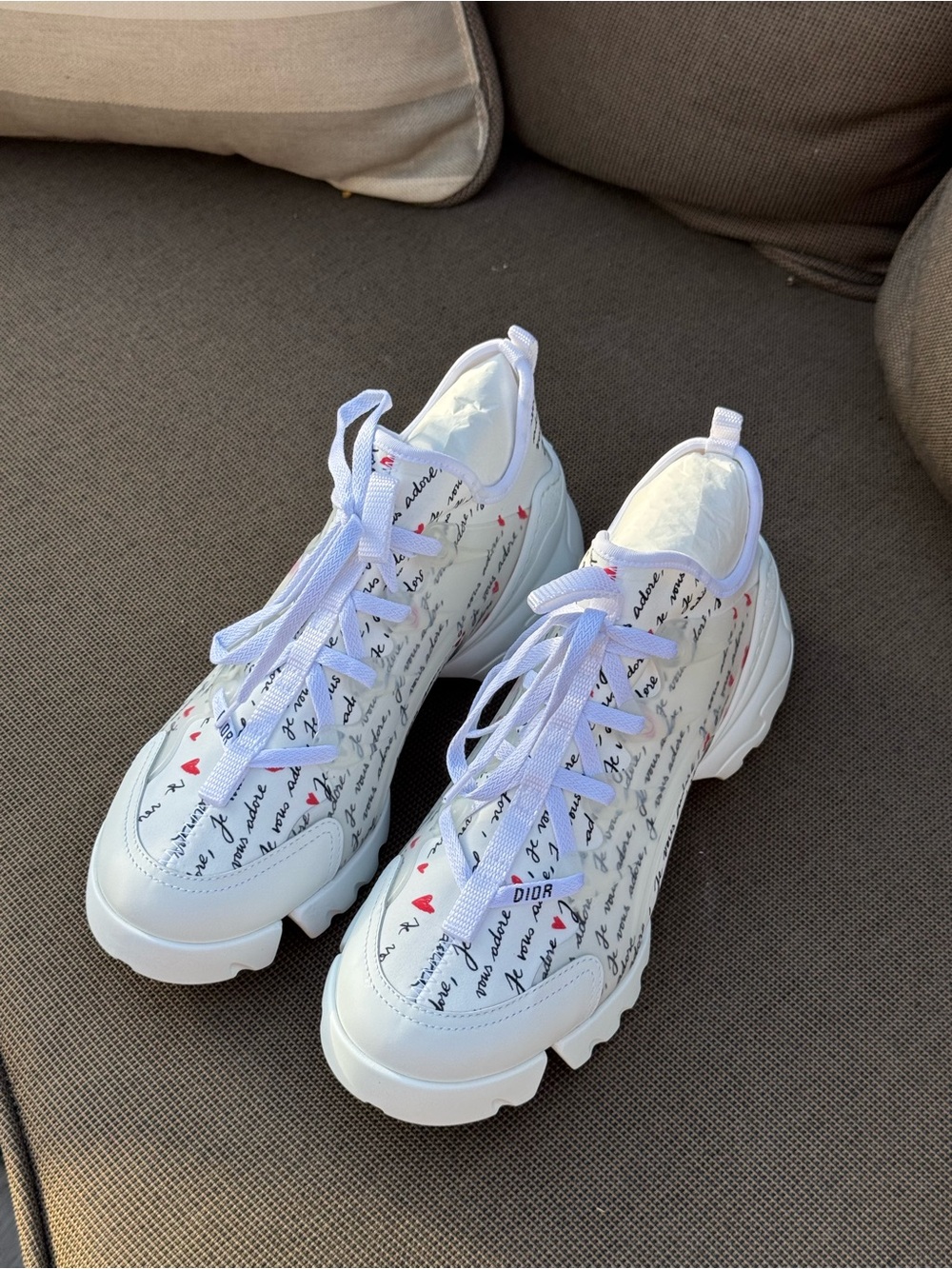 NIB Dior D-Connect “Je Vous Adore” Sneakers – White, Size 39.5